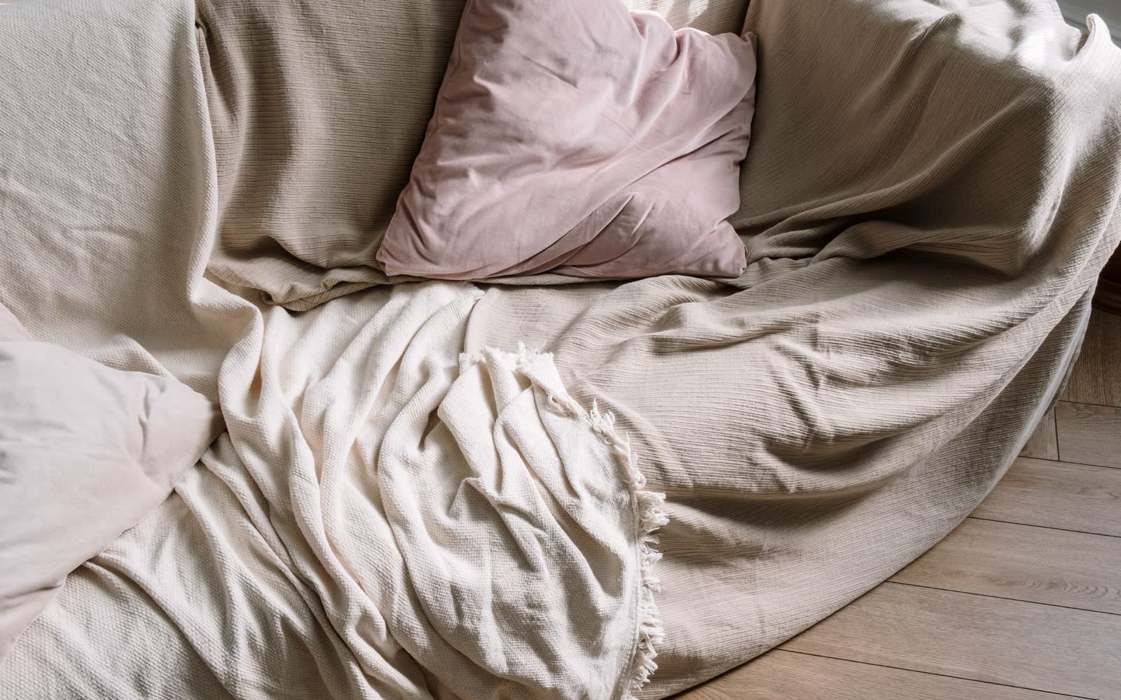 Льняное постельное бельё HYGGE